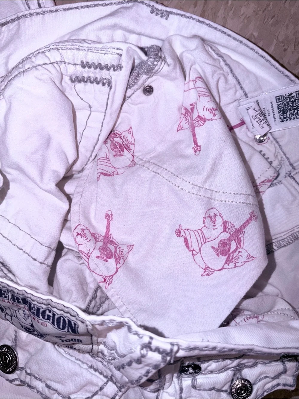 True Religion*Ultra Rare*Cutoffs w/Flaps & Big T Stitching in Boi White/Grey 36